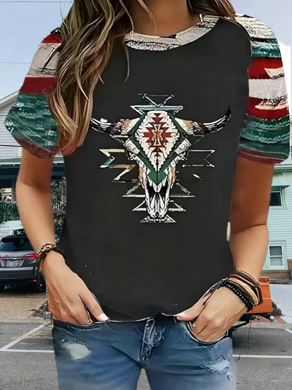 Women's Southwest Tribe Printed T-Shirt Boho Style Casual Round Neck Top Aztec Geometric Bull Head Pattern Shirt